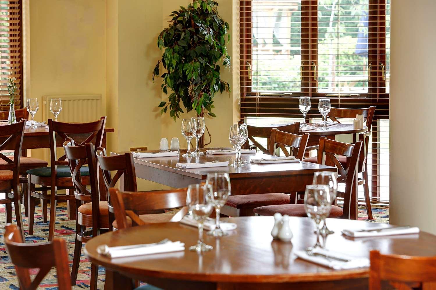 Best Western Rockingham Forest Hotel Corby Esterno foto
