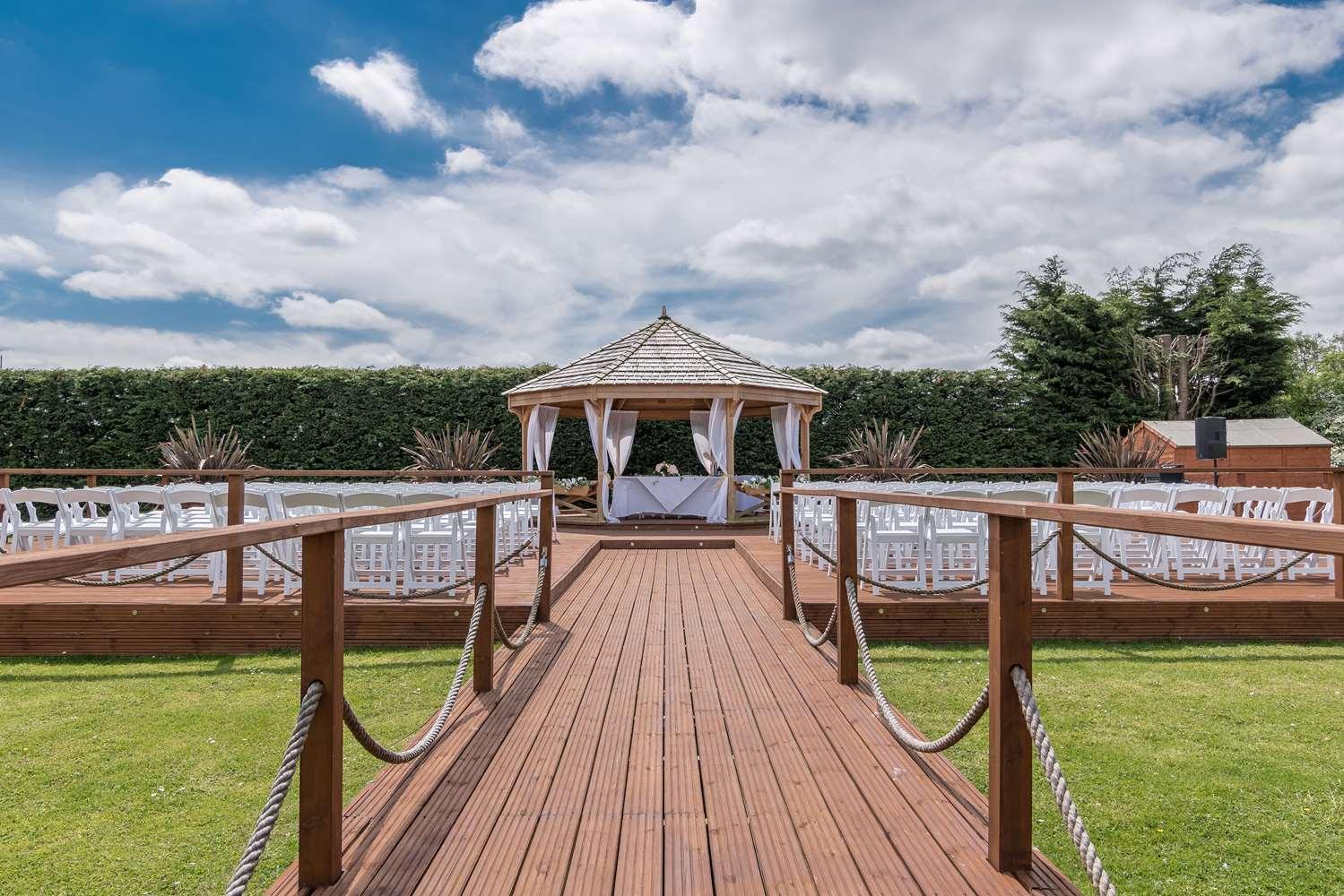 Best Western Rockingham Forest Hotel Corby Esterno foto