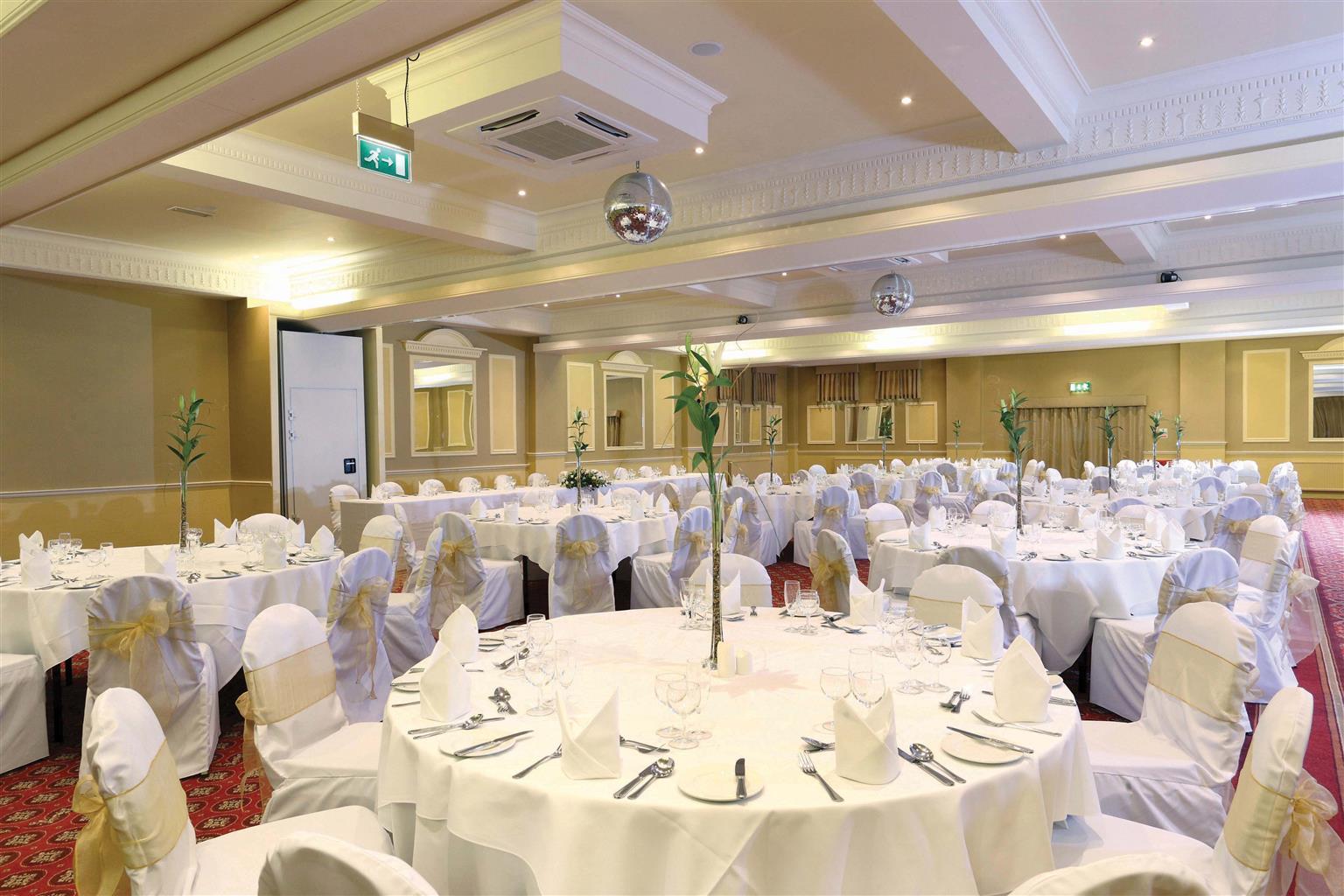 Best Western Rockingham Forest Hotel Corby Esterno foto